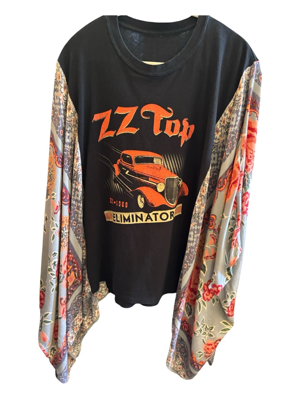 98. ZZ Top Black 'Eliminator' Graphic Tee with Floral Kimono Sleeves